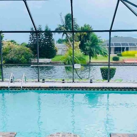 Hidden Secret Waterfront Retreat Vila Cape Coral Exterior foto