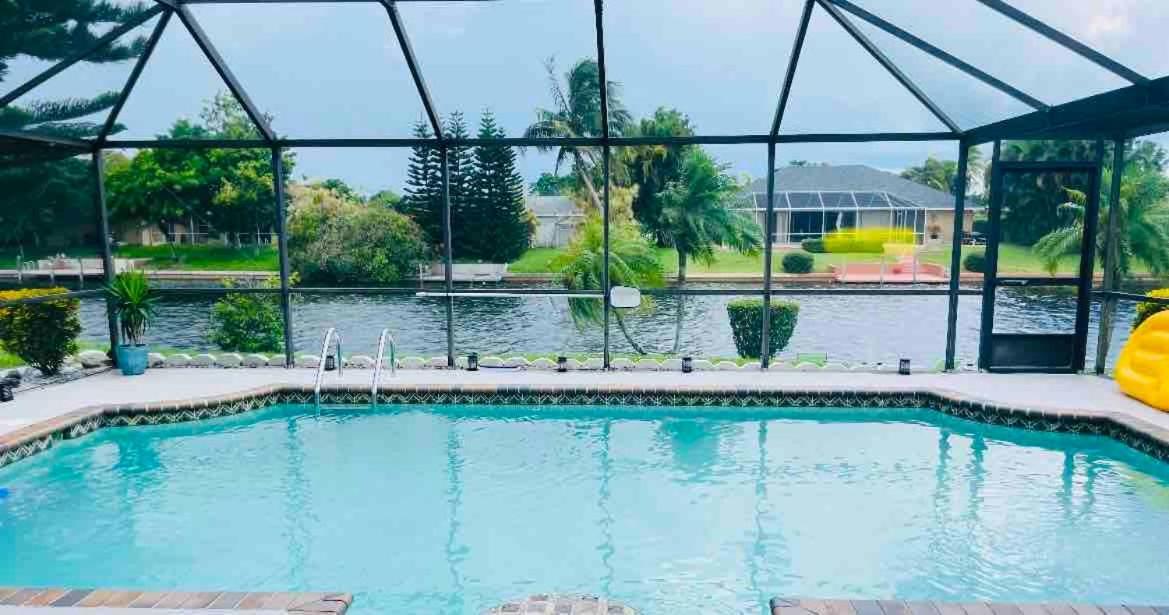 Hidden Secret Waterfront Retreat Vila Cape Coral Exterior foto