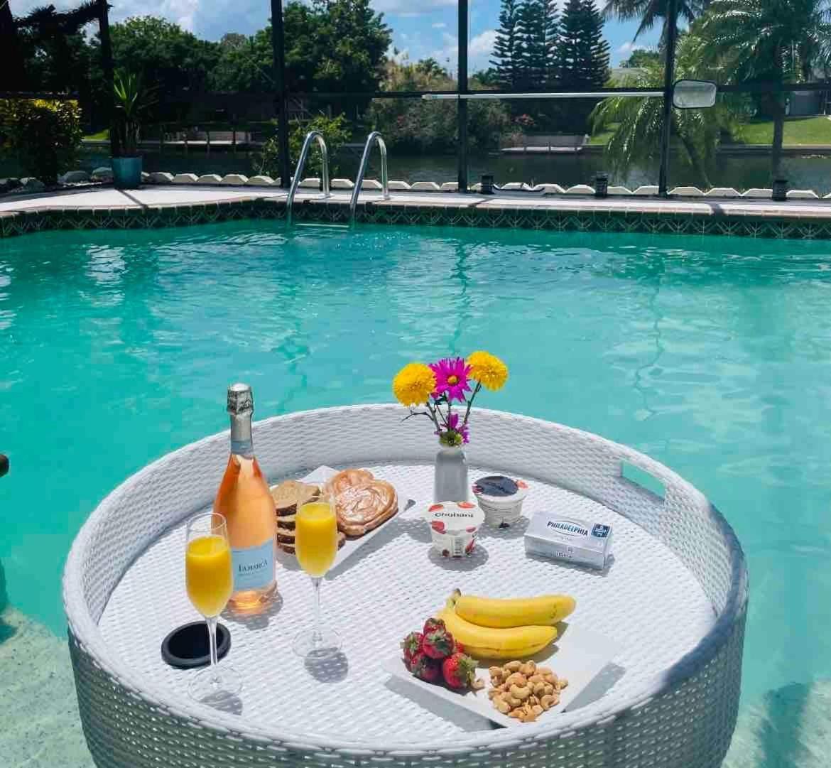 Hidden Secret Waterfront Retreat Vila Cape Coral Exterior foto
