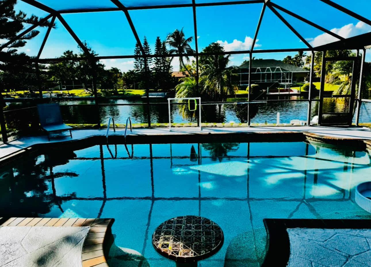 Hidden Secret Waterfront Retreat Vila Cape Coral Exterior foto